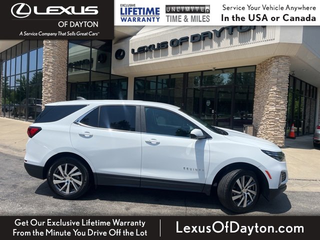 2024 Chevrolet Equinox photo 2