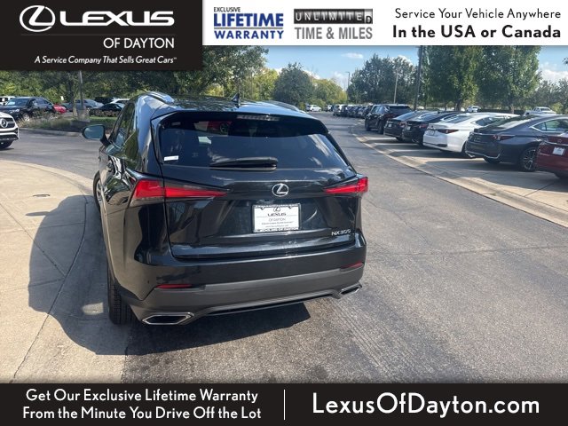 2021 Lexus NX 300 photo 4