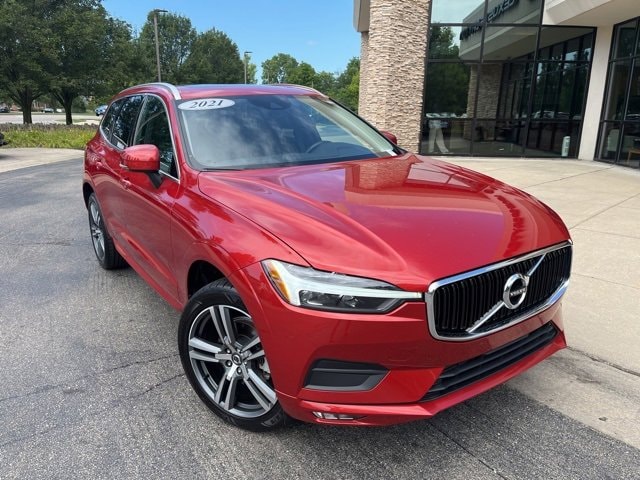 Used 2021 Volvo XC60 Momentum with VIN YV4102RK4M1871288 for sale in Centerville, OH