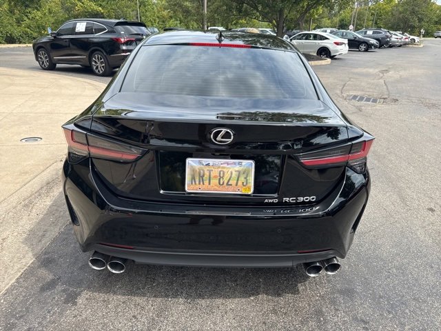 2019 Lexus RC 300 photo 3