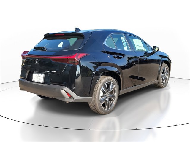 2025 Lexus UX Premium photo 4