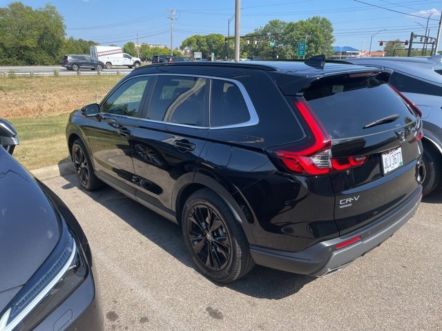2024 Honda CR-V Sport Touring photo 4
