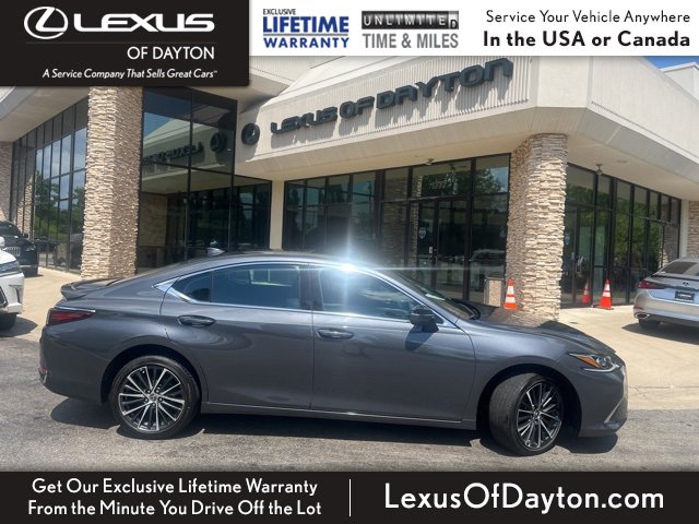 2022 Lexus ES 250 Luxury photo 2