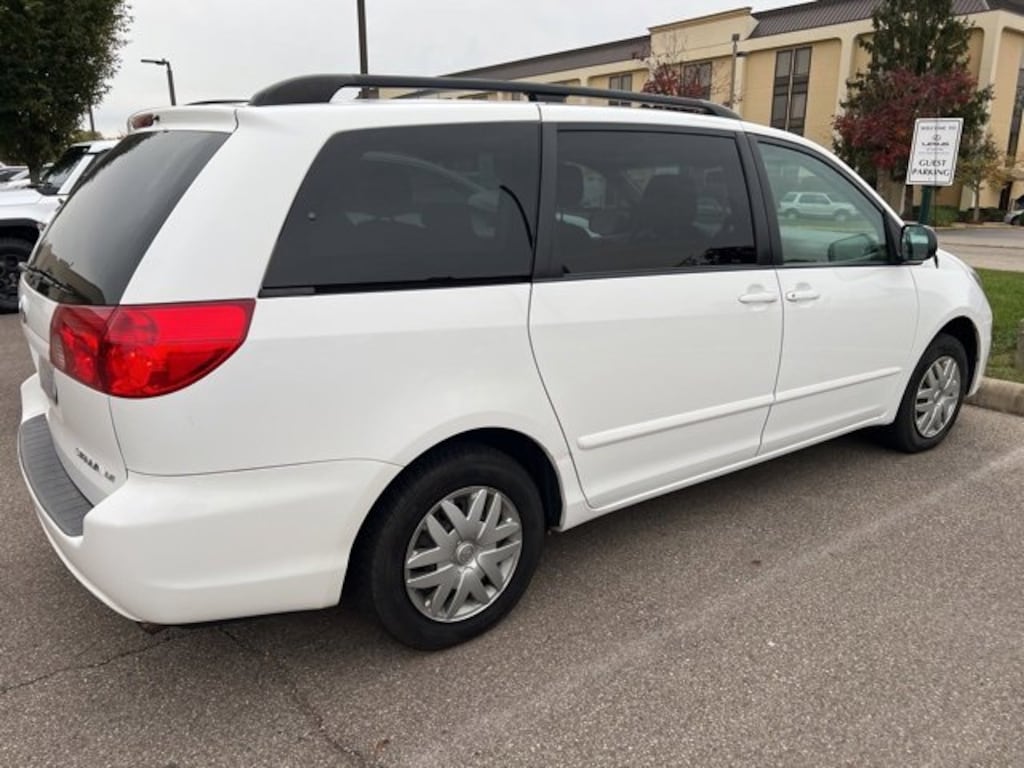 Used 2009 Toyota Sienna  Van