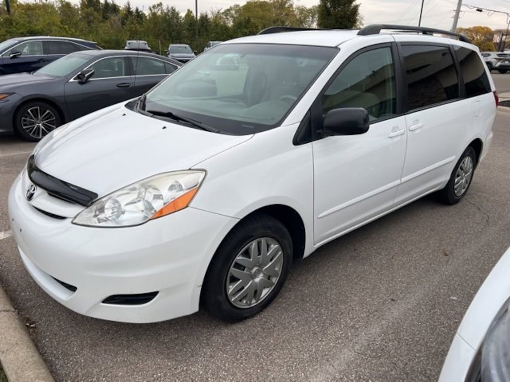 Used 2009 Toyota Sienna  Van