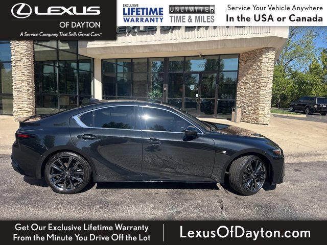 2023 Lexus IS 350 F SPORT photo 2