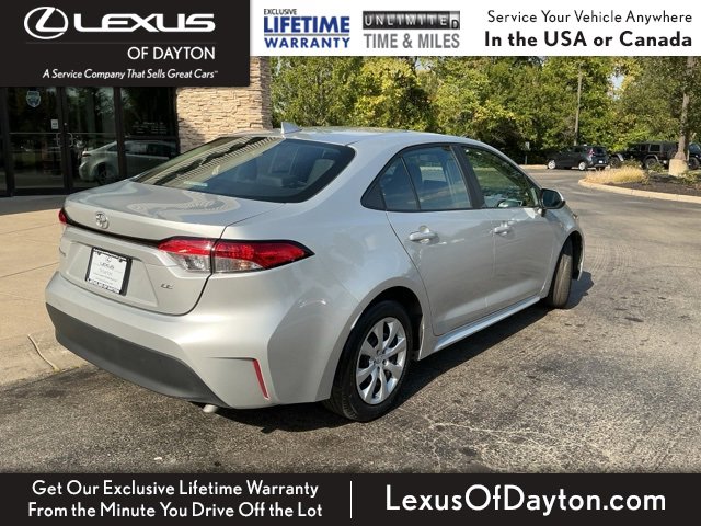 2024 Toyota Corolla LE photo 3
