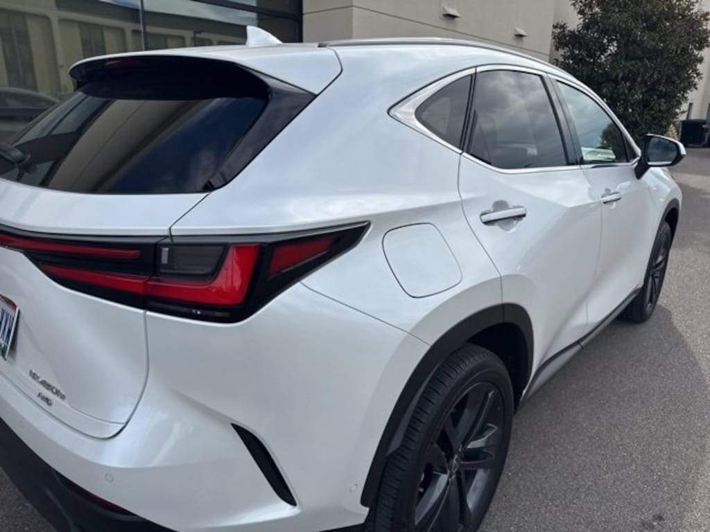 Used 2024 Lexus NX 450h+ Luxury SUV