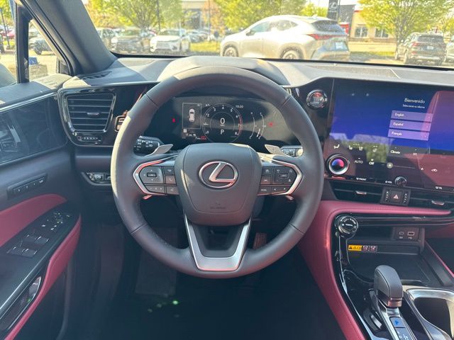 2025 Lexus NX 350 - Photo 24