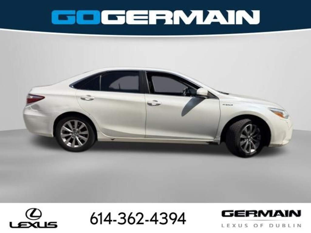 Used 2015 Toyota Camry Hybrid Sedan