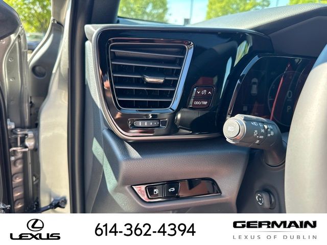 2025 Lexus NX 350 - Photo 24