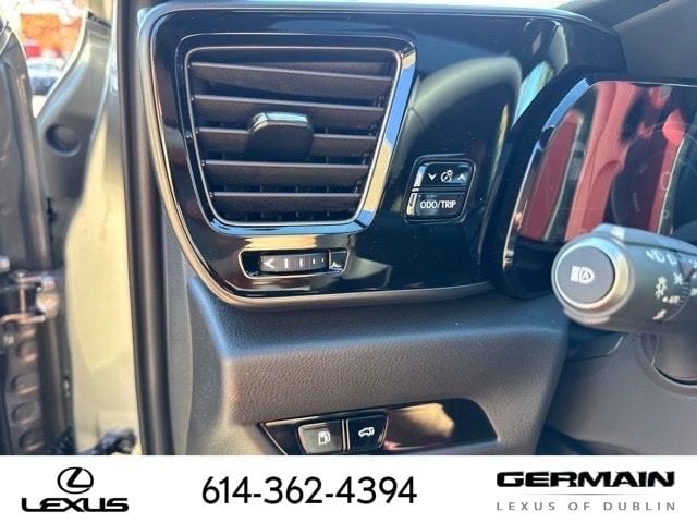 2025 Lexus NX - Photo 24