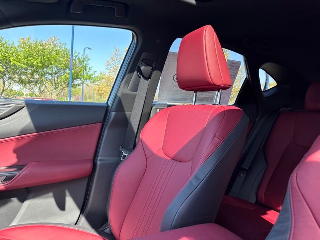 2025 Lexus NX 350 - Photo 26