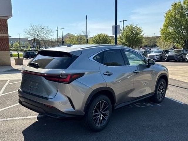 2025 Lexus NX 350 - Photo 13