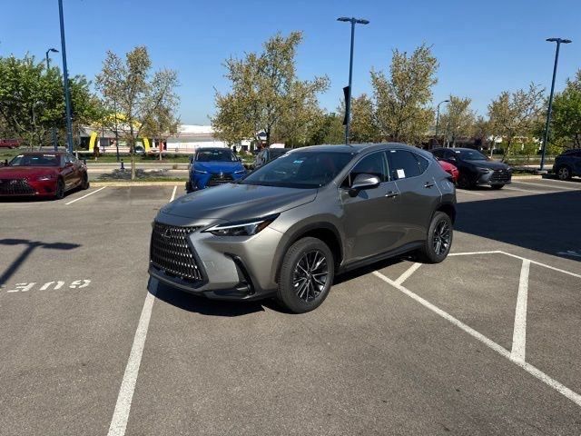 2025 Lexus NX - Photo 9