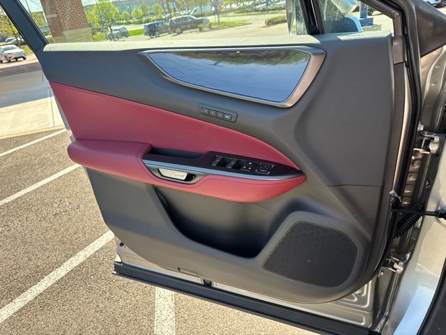 2025 Lexus NX 350 - Photo 27