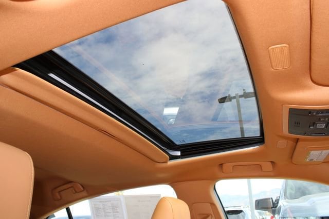 2024 LEXUS ES 300h Base photo 6