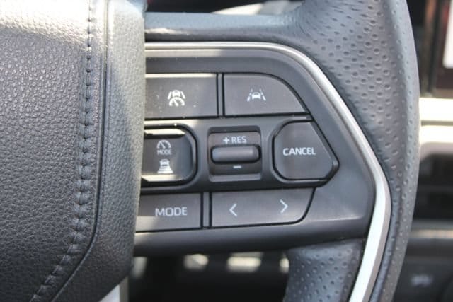 2026 Toyota 4Runner Limited - Photo 17