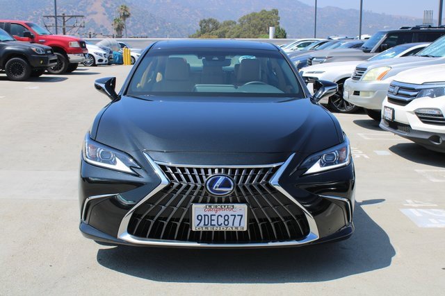 Used 2022 Lexus ES Hybrid 300h with VIN 58ACA1C15NU026117 for sale in Glendale, CA