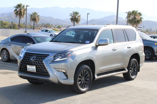 2023 LEXUS GX 460 photo 3