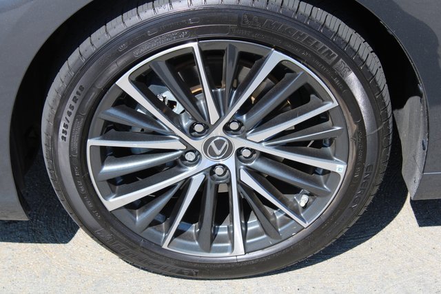 2022 Lexus ES Premium photo 4