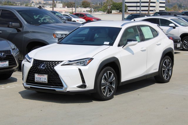 2021 Lexus UX 250h photo 3