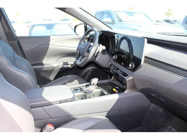 2023 LEXUS RX 350h Premium Plus photo 5