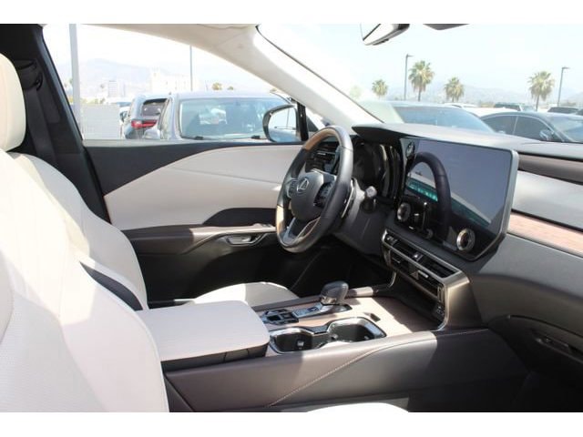 2024 Lexus RX 350 Premium photo 5