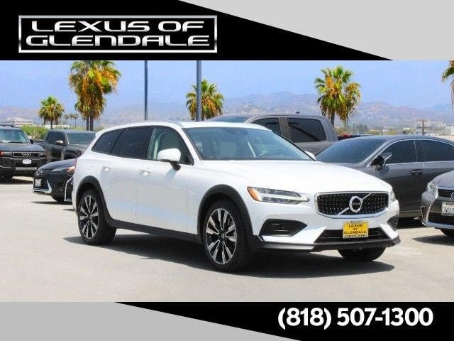 2020 Volvo V60 Cross Country