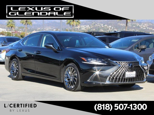 2025 Lexus ES Hybrid 300h Luxury's photo