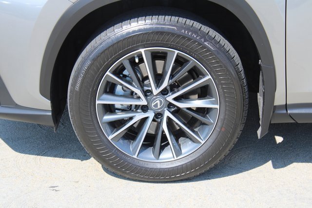 2022 Lexus NX 350 photo 2