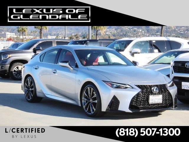2023 Lexus IS Base's photo