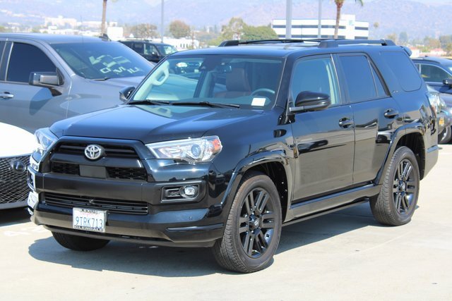 2022 Toyota 4Runner Limited photo 2