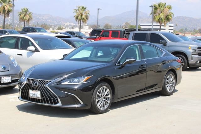 2025 LEXUS ES 350 Base photo 3