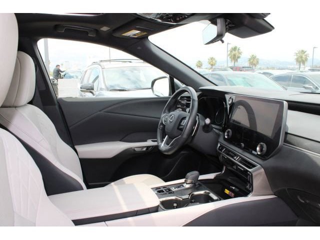 2023 Lexus RX 350 Premium photo 5