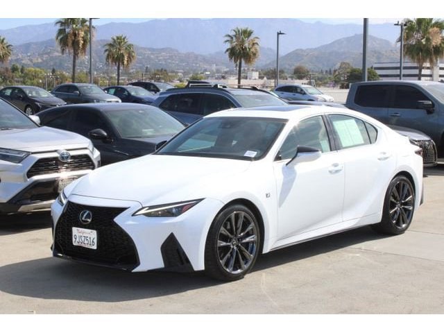 2023 LEXUS IS 350 F SPORT photo 3