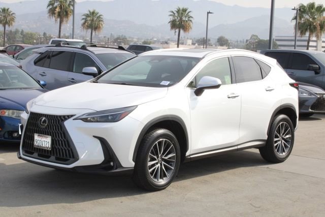 2024 LEXUS NX 250 photo 3
