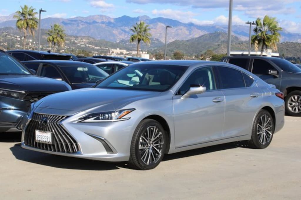 Certified 2023 Lexus ES 300h Sedan