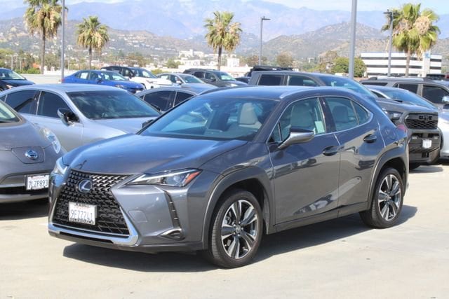 2023 LEXUS UX 250h photo 3