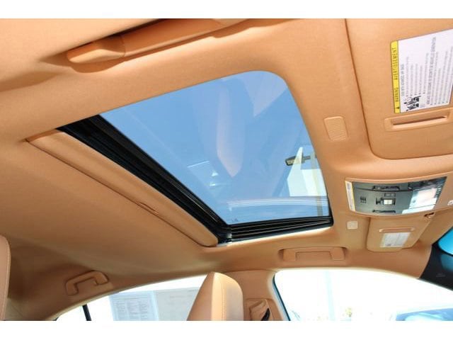 2025 LEXUS ES 300h Base photo 6