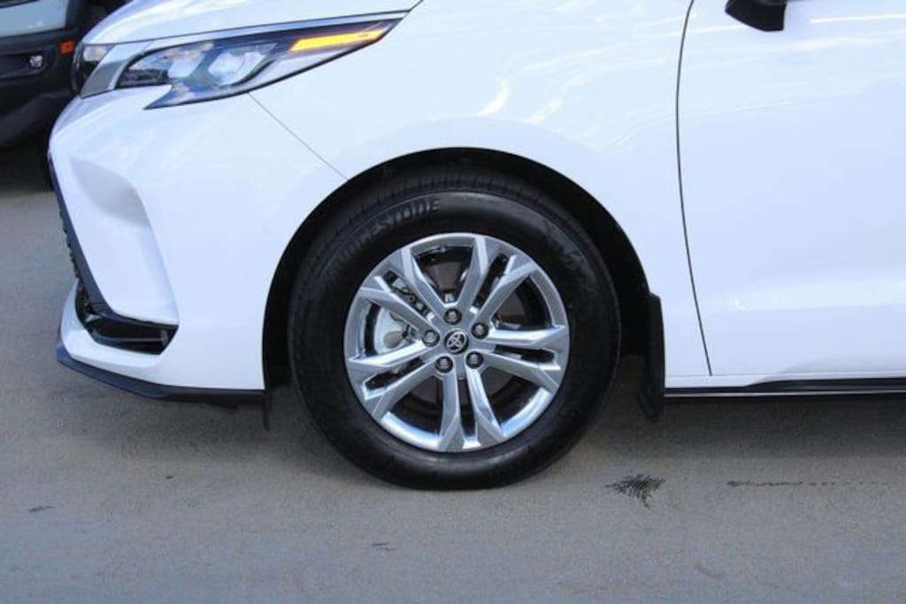 Used 2023 Toyota Sienna XSE 7 Passenger Van Passenger Van