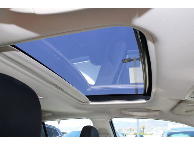 2017 LEXUS CT 200h photo 6