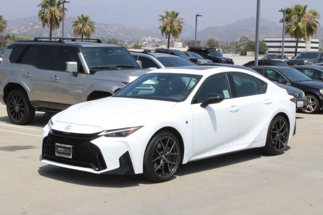 2026 LEXUS IS 350 F SPORT Design photo 3