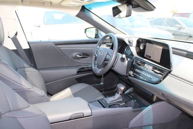 2025 LEXUS ES 350 Base photo 5