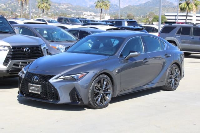 2023 LEXUS IS 350 F SPORT photo 3