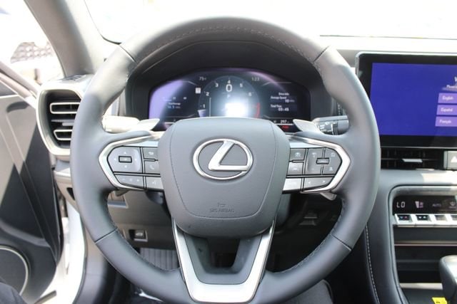 2026 Lexus IS 350 F SPORT DESIGN - Photo 16
