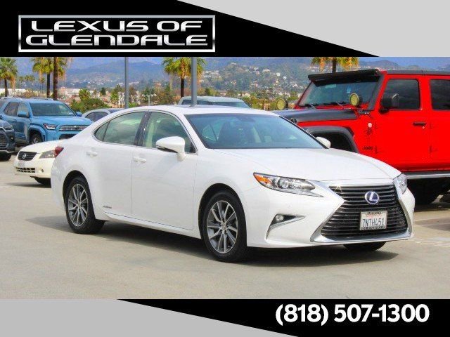 2016 Lexus ES 300h