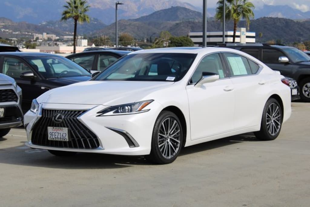 Certified 2024 Lexus ES 300h Base Sedan