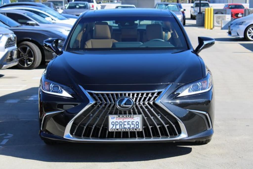 Certified 2025 Lexus ES 350 Base Sedan