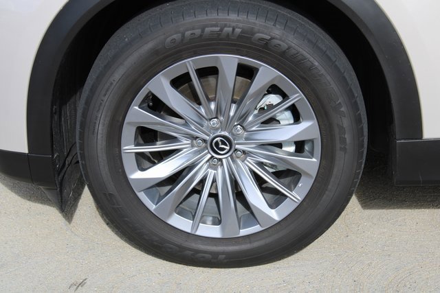 2024 Mazda CX-90 Plug-in Hybrid Preferred photo 2